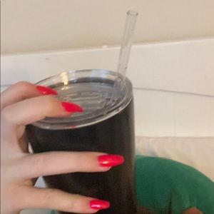 Meet your Posher, Mia